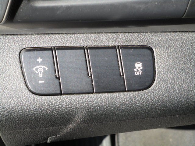 Used 2019 Hyundai Elantra SE w/ Cargo Package FWD image 13