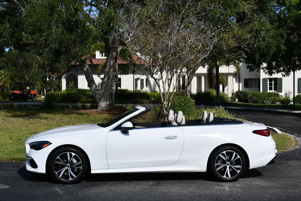 Used 2024 Mercedes-Benz CLE 300 4MATIC Cabriolet w/ Driver Assistance Package image 31