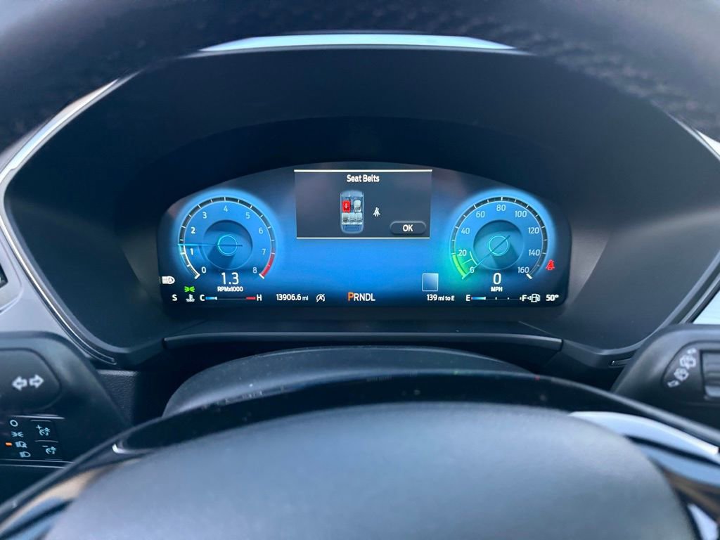 Used 2025 Ford Escape Platinum image 24