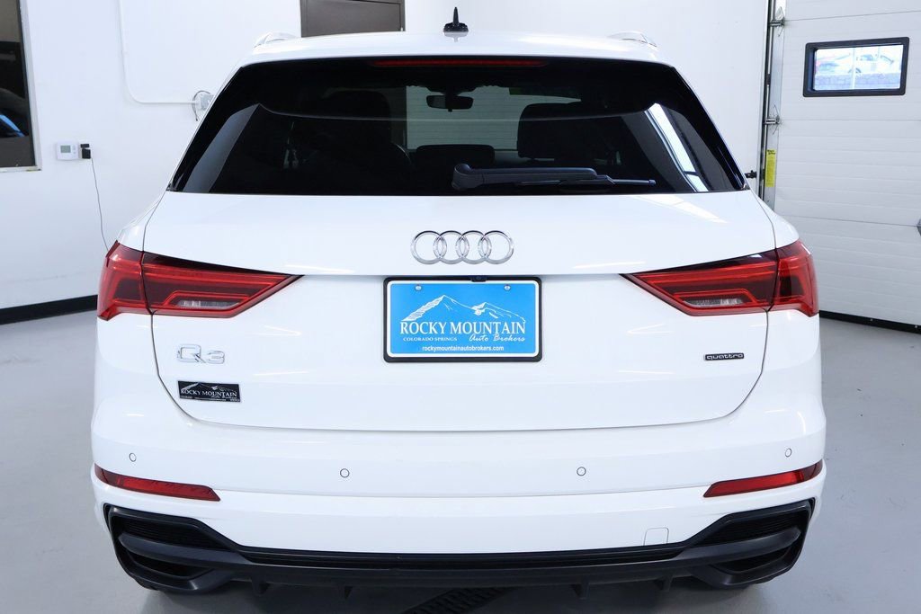 Used 2020 Audi Q3 2.0T Premium w/ Convenience Package image 6