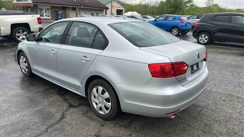 Used 2014 Volkswagen Jetta S image 5