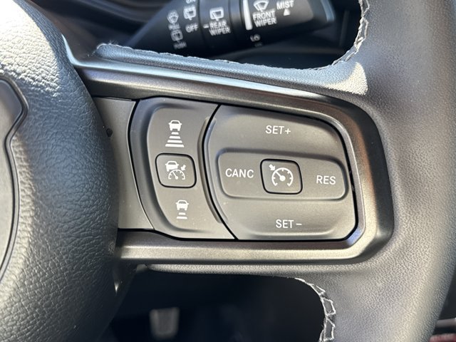 Used 2026 Jeep Wrangler Unlimited Rubicon AWD/4WD image 25