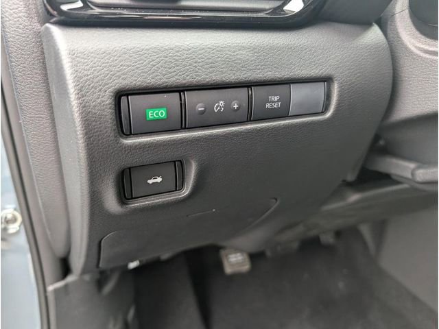 New 2025 Nissan Sentra SV w/ All-Weather Package image 17