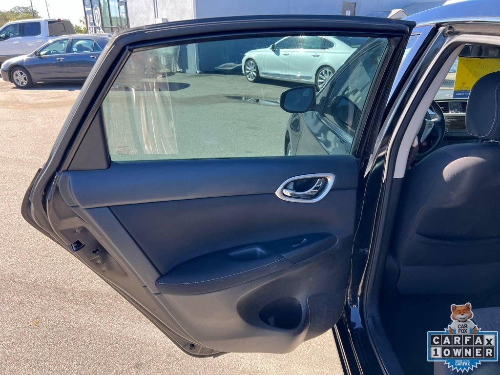 Used 2014 Nissan Sentra SL image 32