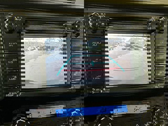 Used 2015 Toyota RAV4 Limited w/ Technology Package image 37