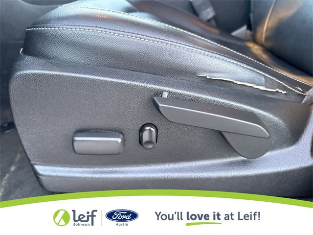 Used 2015 Chevrolet Colorado LT w/ Luxury Package image 18