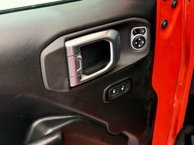 Used 2018 Jeep Wrangler Rubicon w/ Uconnect 4C Nav & Sound Group AWD/4WD image 21