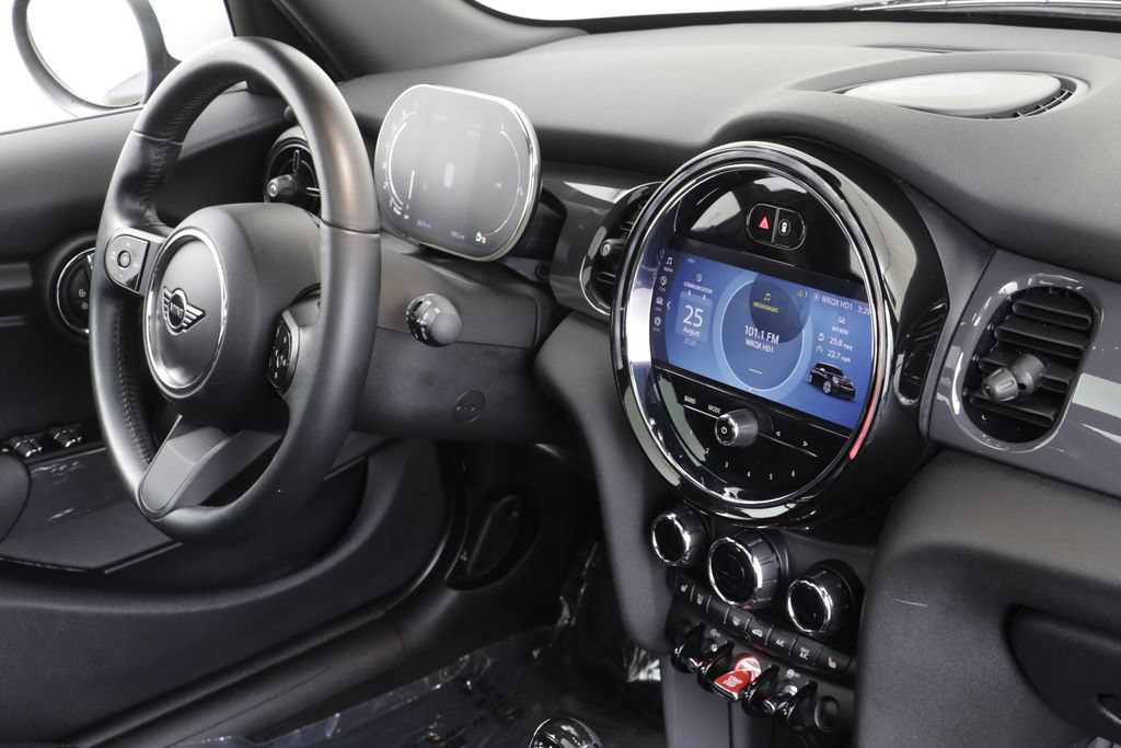 Used 2022 MINI Cooper 4-Door Hardtop FWD image 22