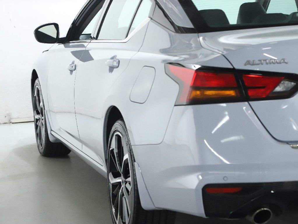 Certified 2023 Nissan Altima 2.5 SR AWD/4WD image 41