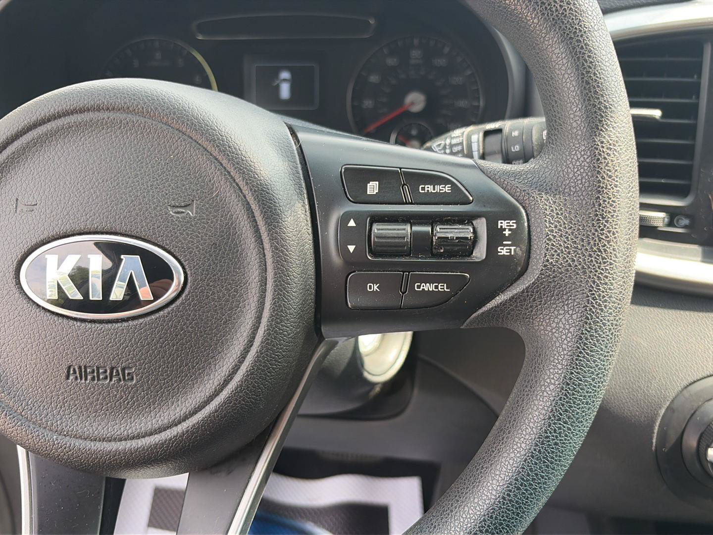 Used 2016 Kia Sorento L FWD image 18