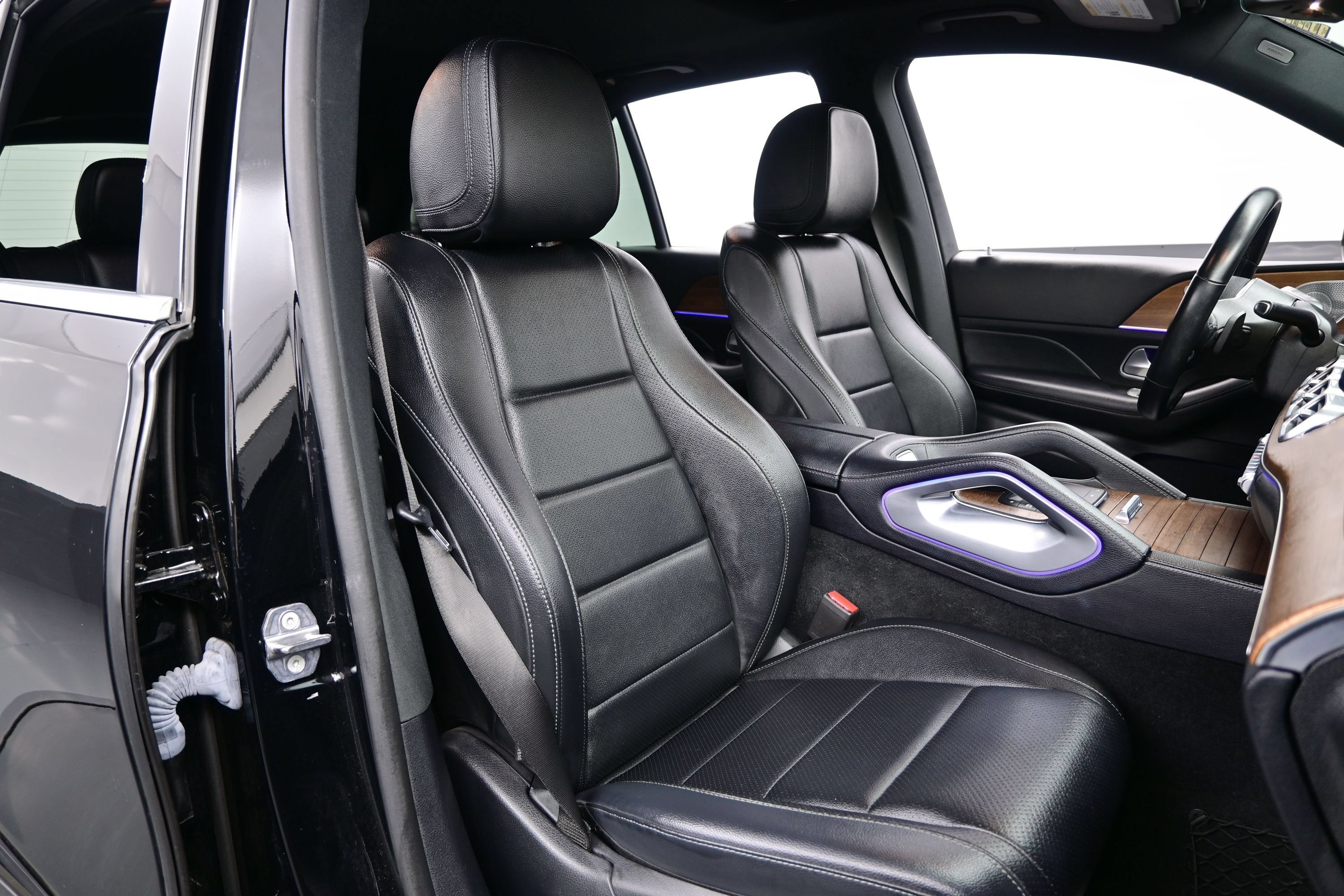 Used 2021 Mercedes-Benz GLE 350 w/ Premium Package image 14