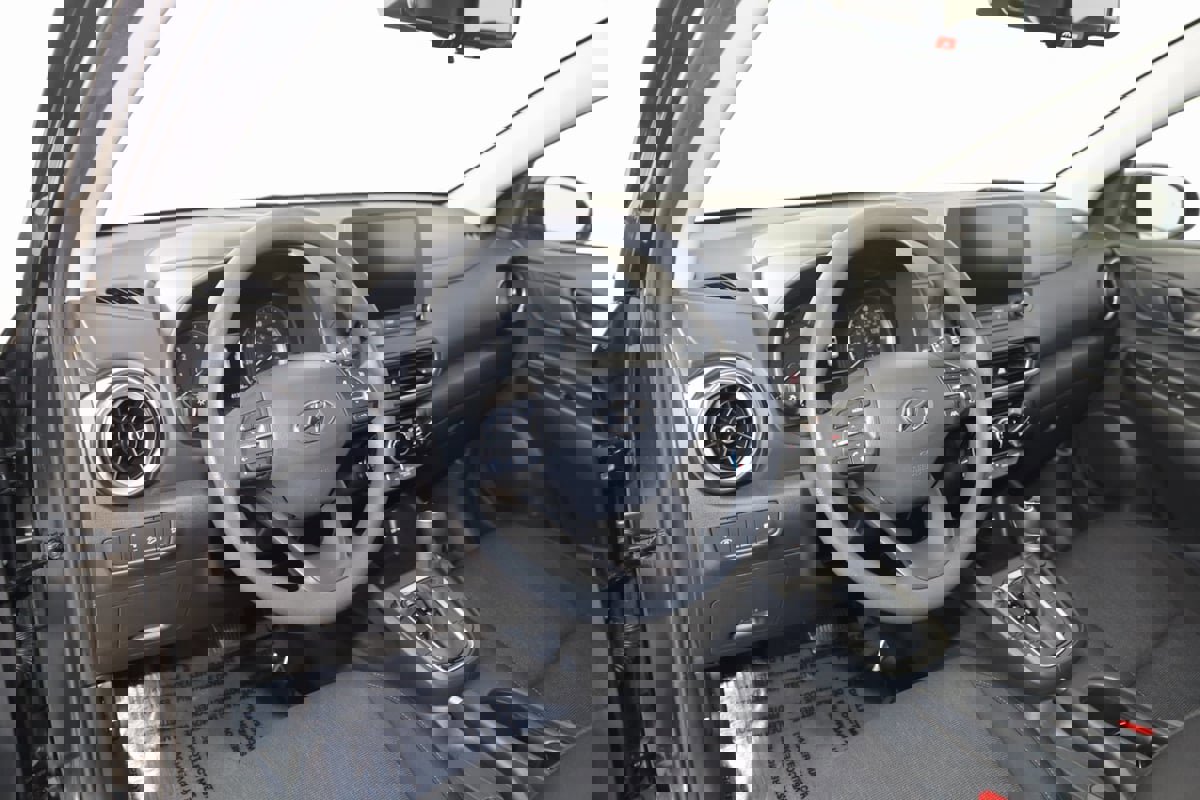 Used 2023 Hyundai Kona SEL w/ Cargo Package image 22