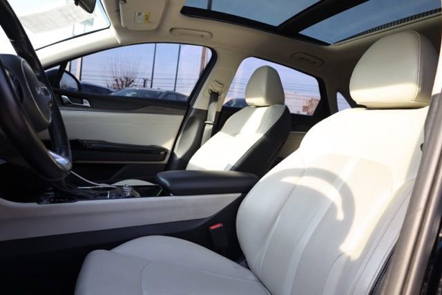 Used 2022 Kia K5 EX image 17