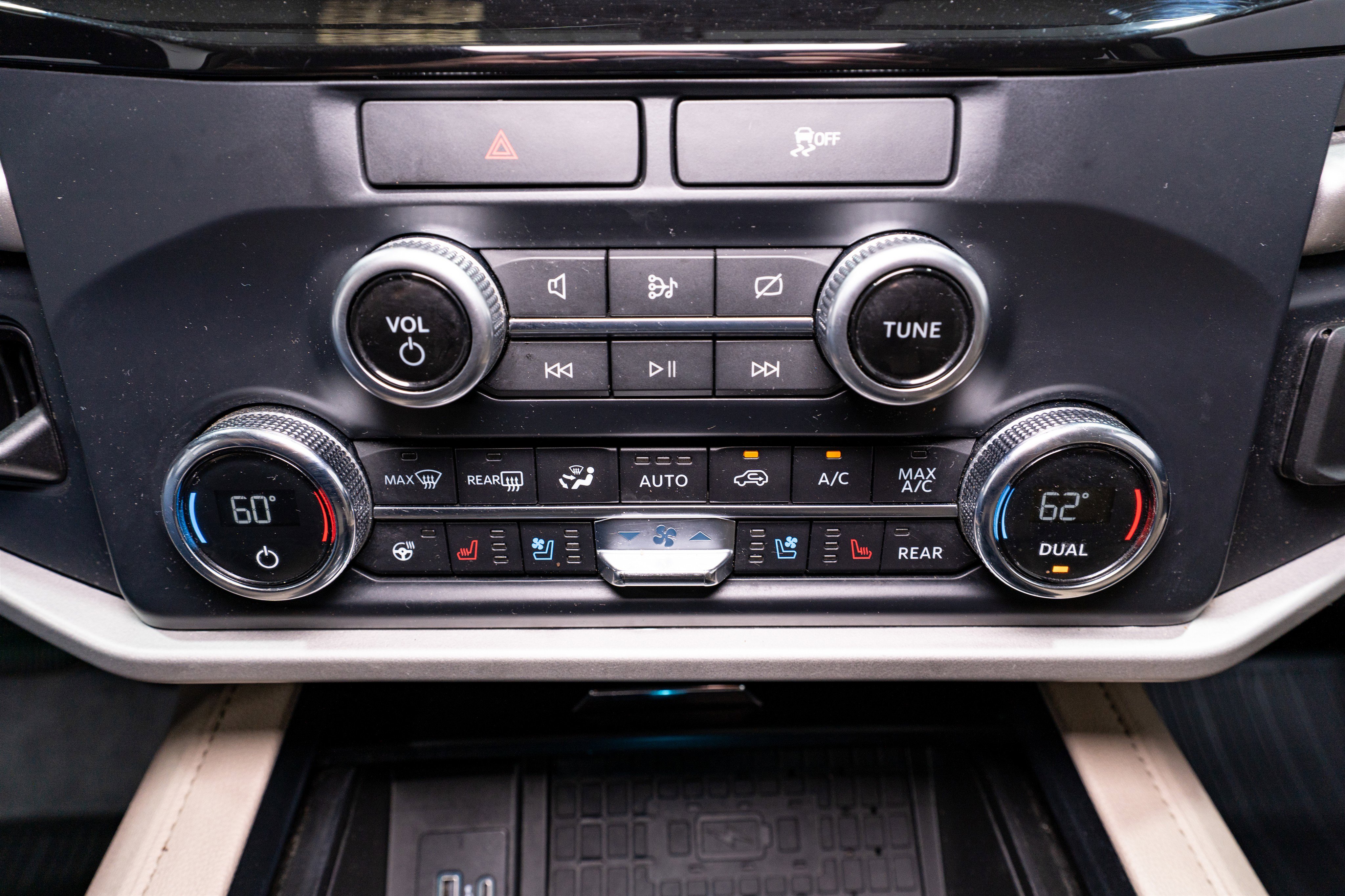 Used 2022 Ford Expedition Max XLT image 22