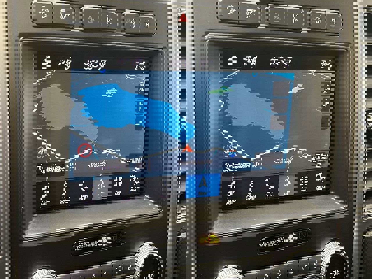 Used 2019 Ford Expedition Platinum image 5