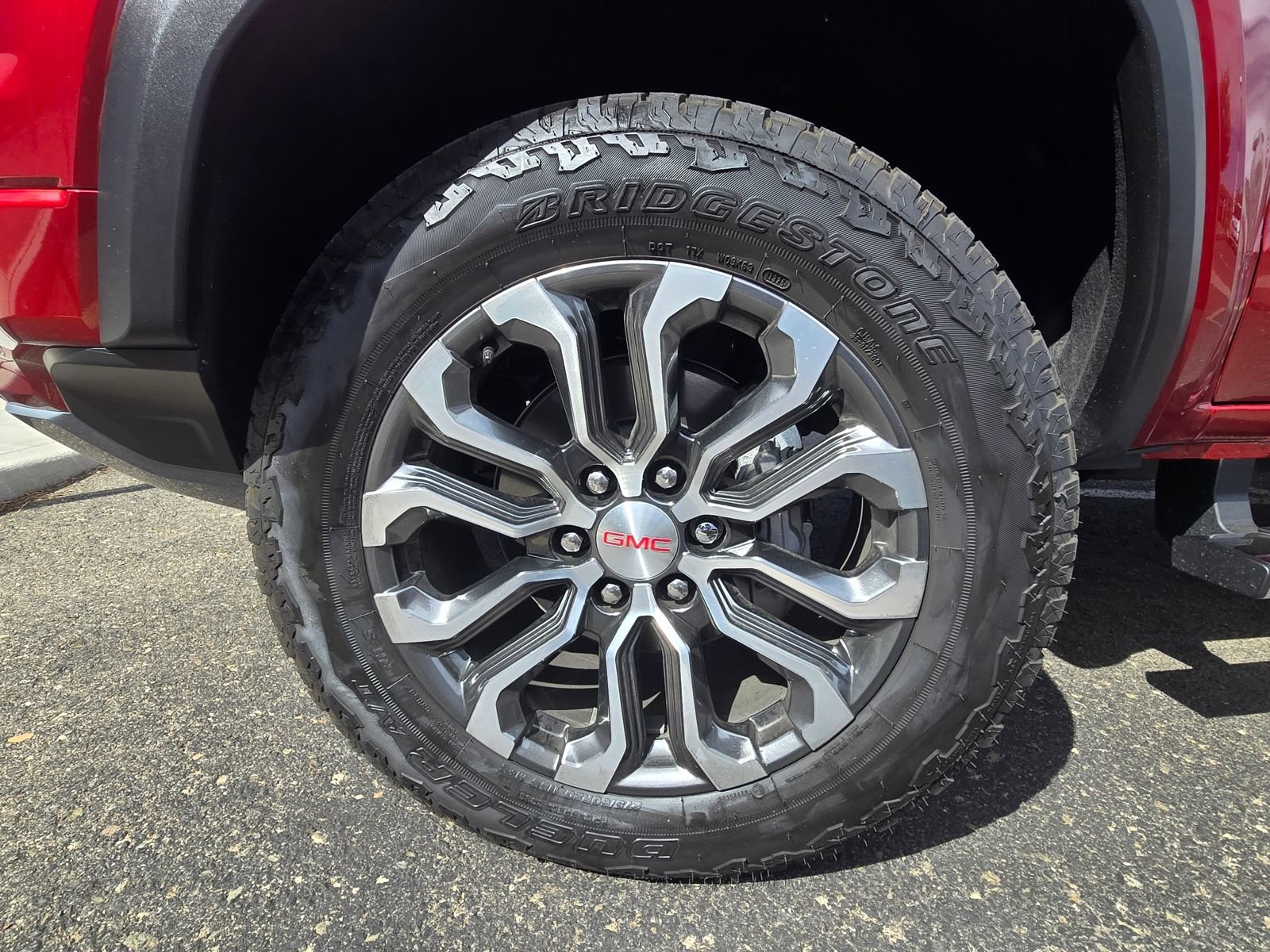Used 2026 GMC Canyon Denali AWD/4WD image 8