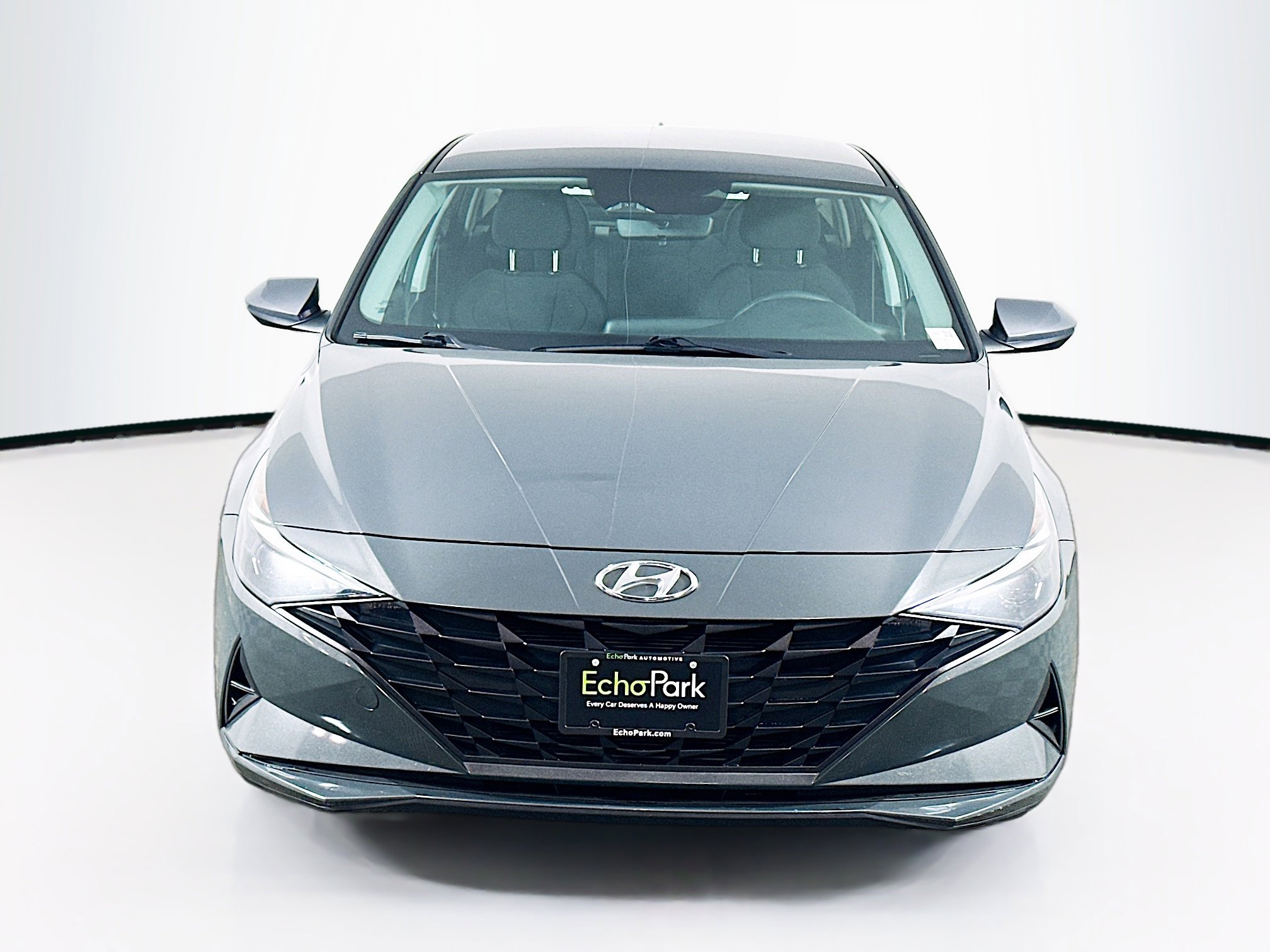 Used 2023 Hyundai Elantra SEL image 2