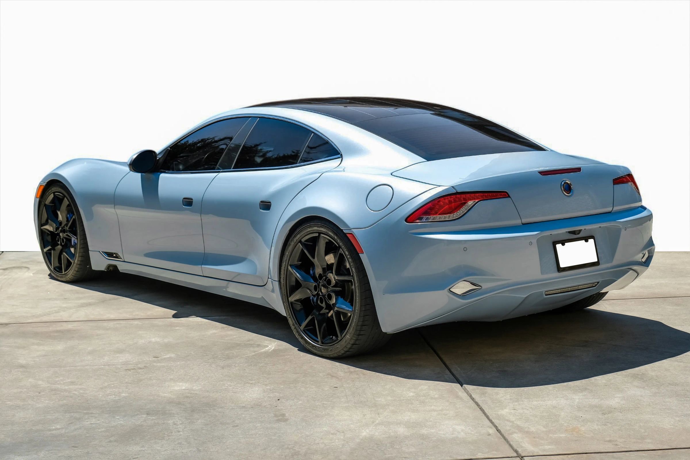 Used 2018 Karma Revero Luxury RWD image 9