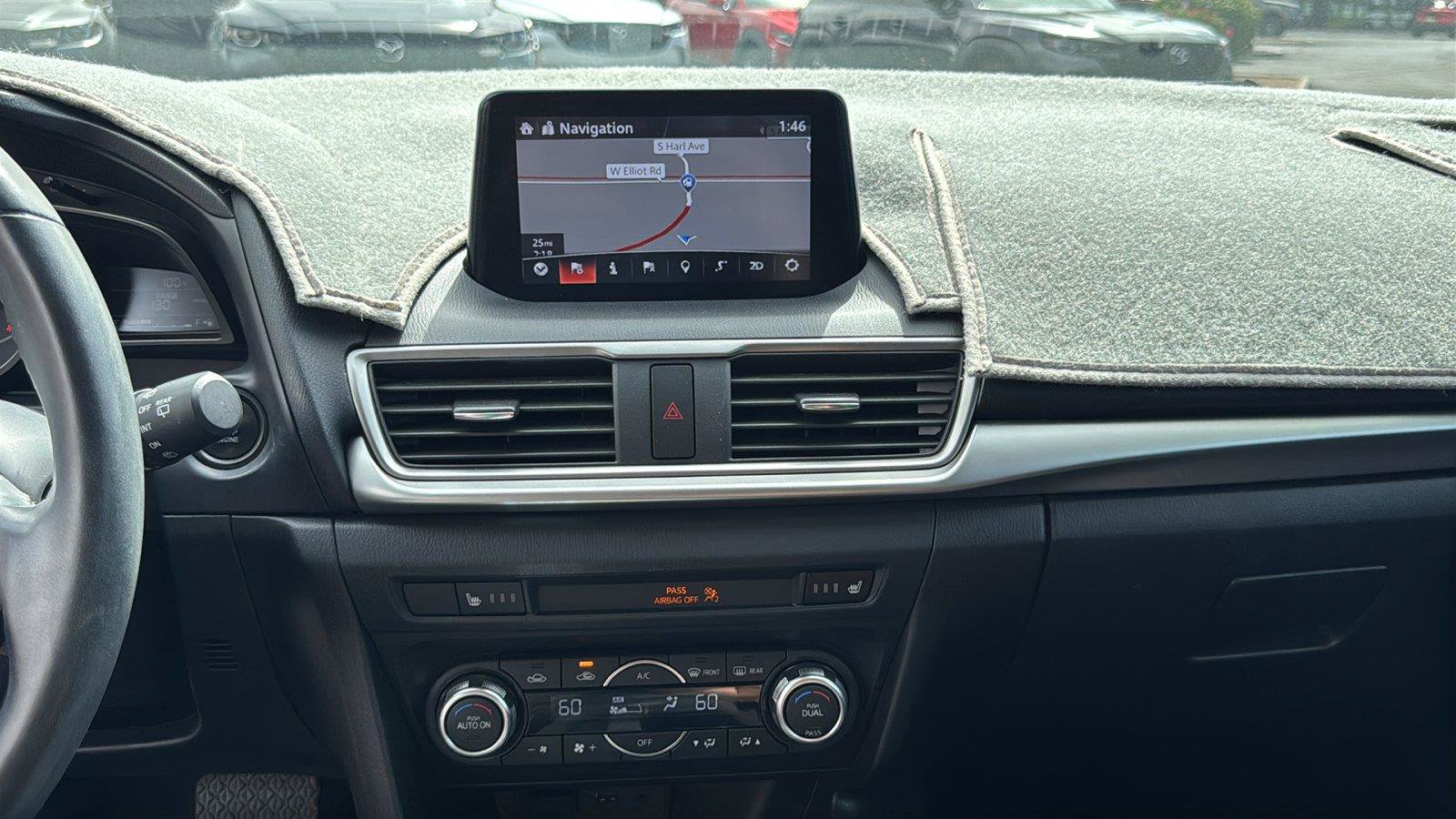 Used 2018 MAZDA MAZDA3 Touring FWD image 15