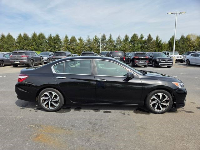 Used 2017 Honda Accord EX-L image 15