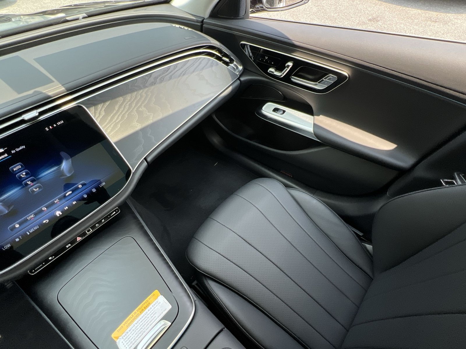 New 2026 Mercedes-Benz E 450 4MATIC Sedan image 14