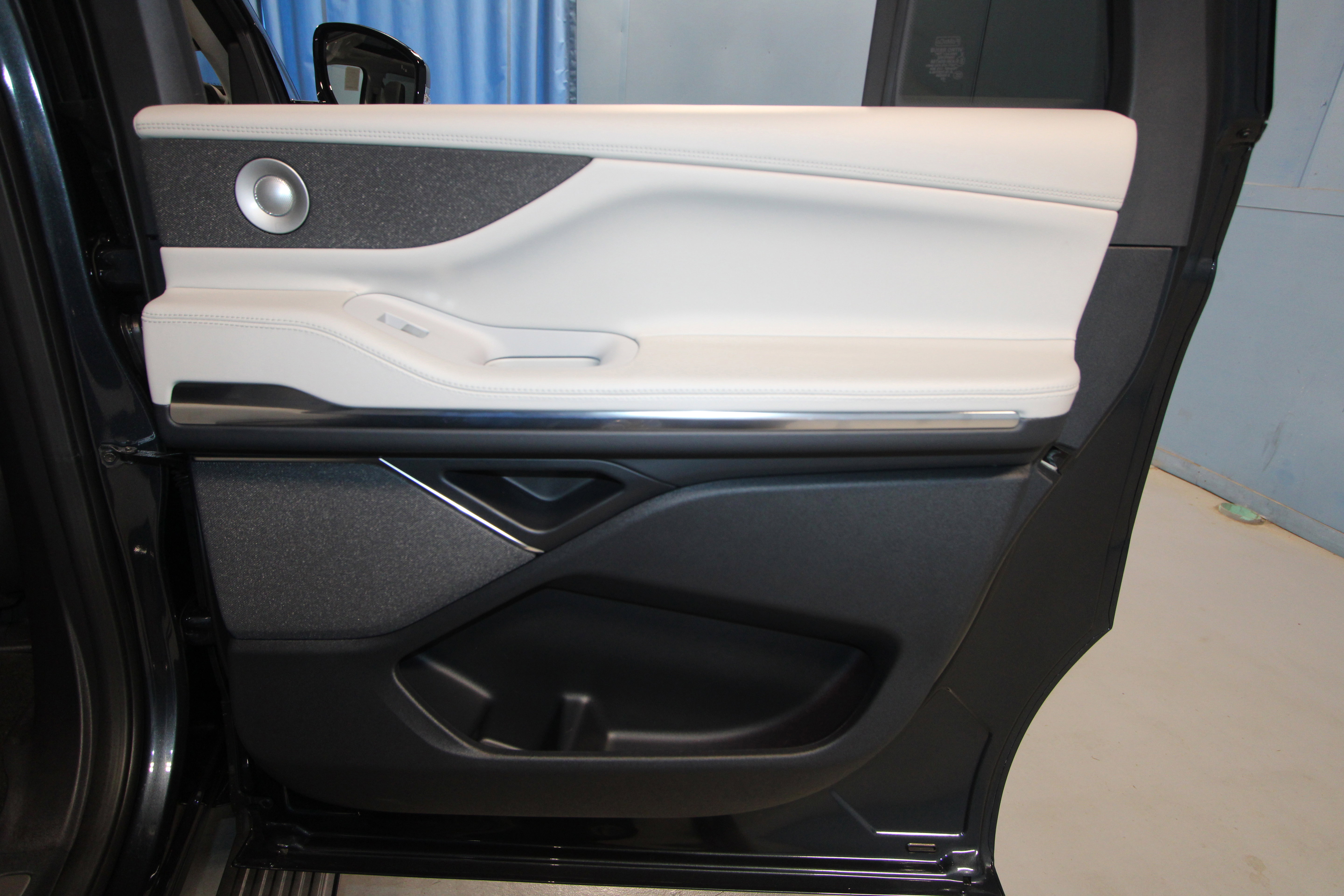 New 2025 Lincoln Navigator L Reserve image 26