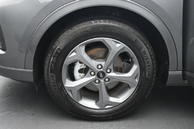 Certified 2024 Ford Escape ST-Line w/ Tech Pack #1 AWD/4WD image 35
