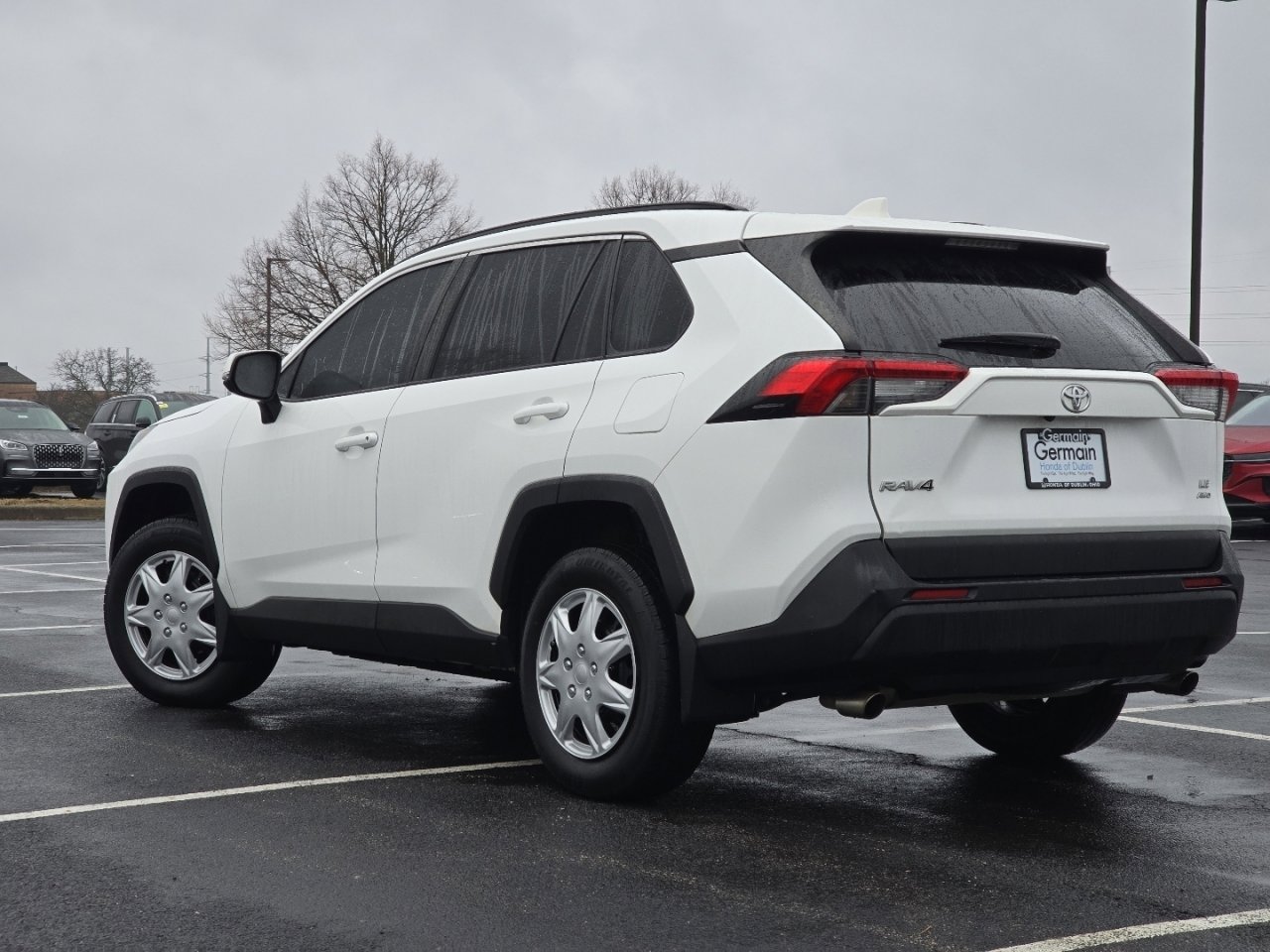 Used 2020 Toyota RAV4 LE image 15