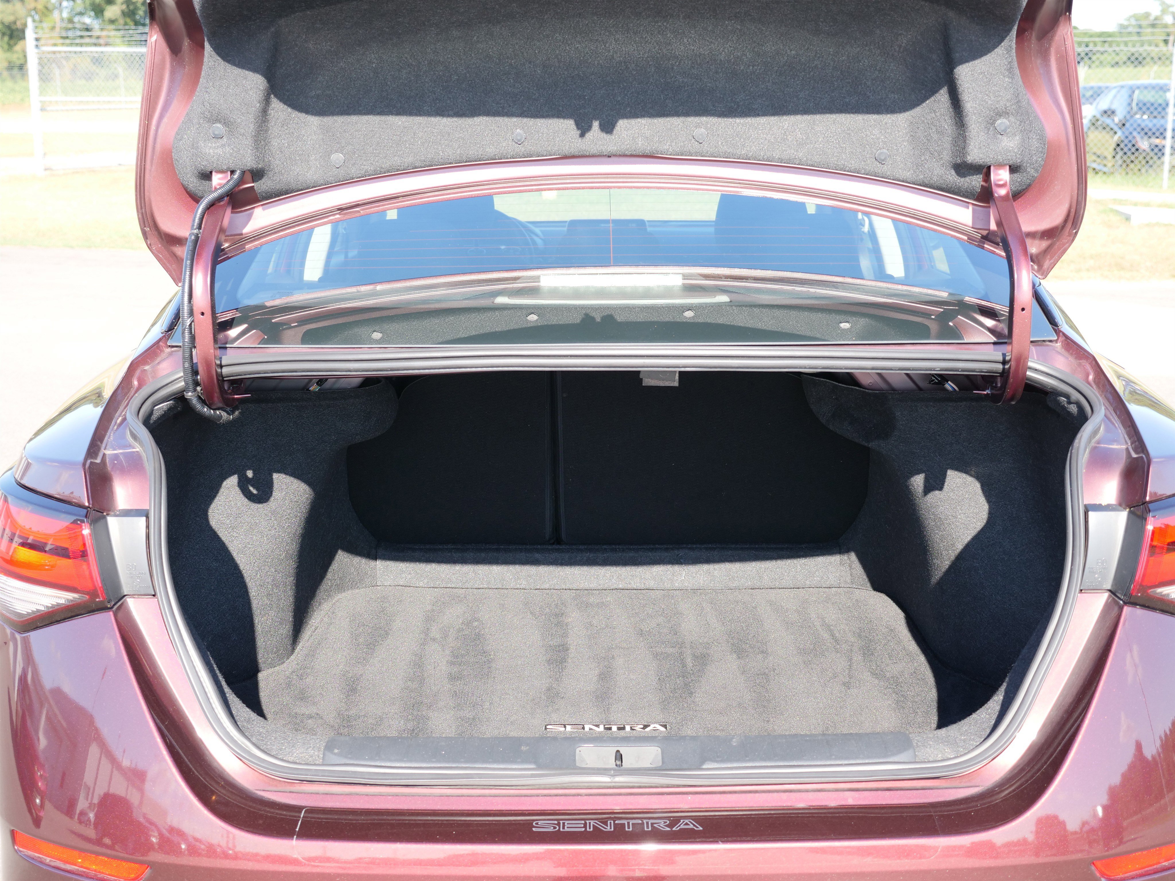 Used 2024 Nissan Sentra SV image 14