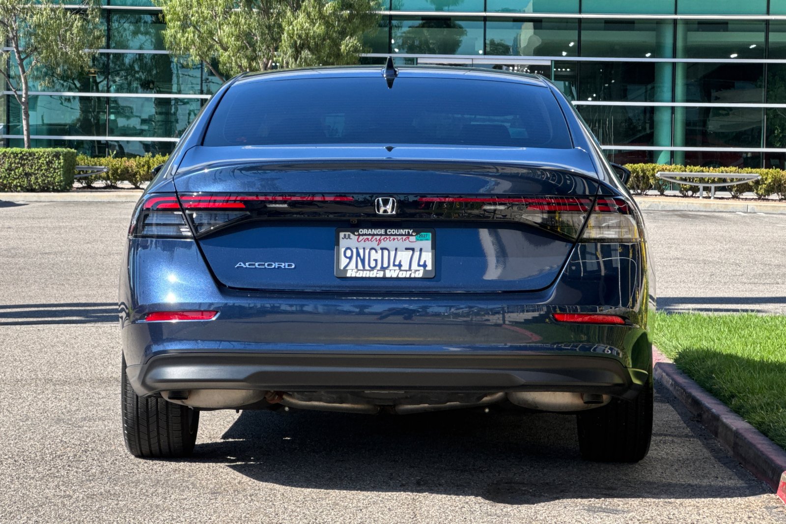 Certified 2024 Honda Accord EX image 5