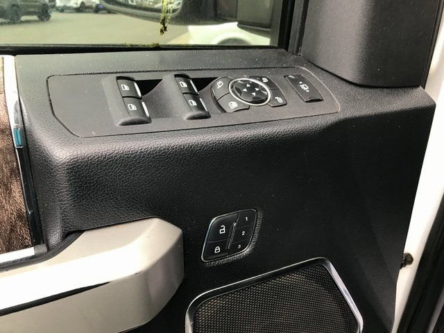 Used 2017 Ford F350 Lariat w/ Lariat Ultimate Package image 7