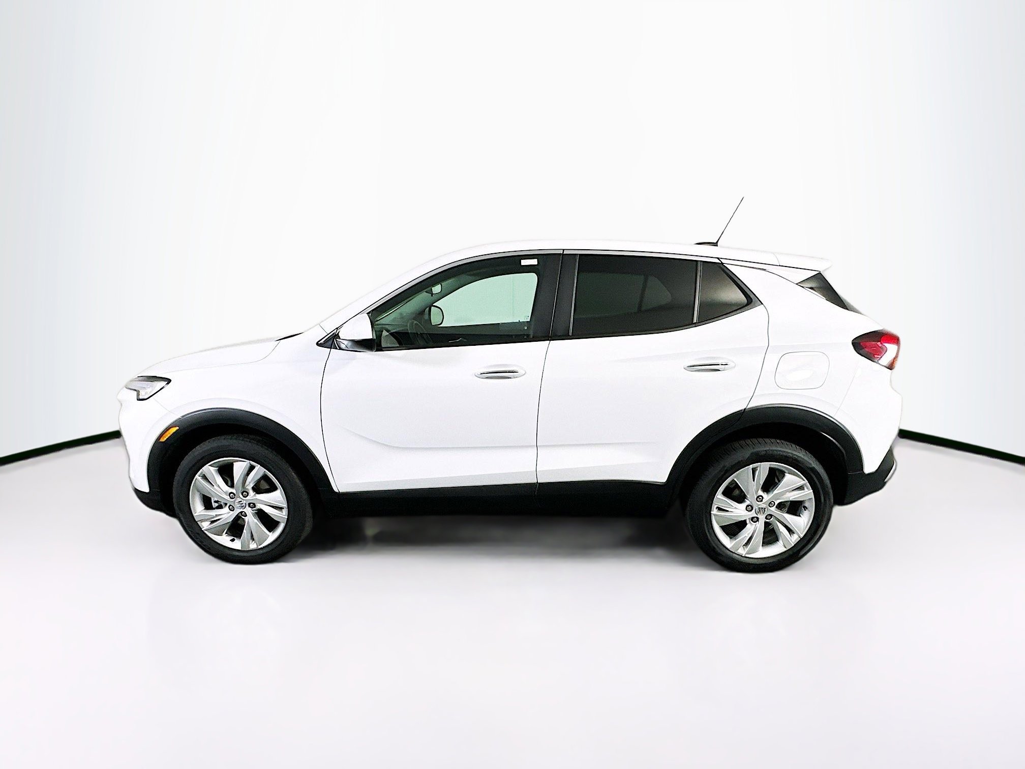 Used 2025 Buick Encore GX Preferred image 4
