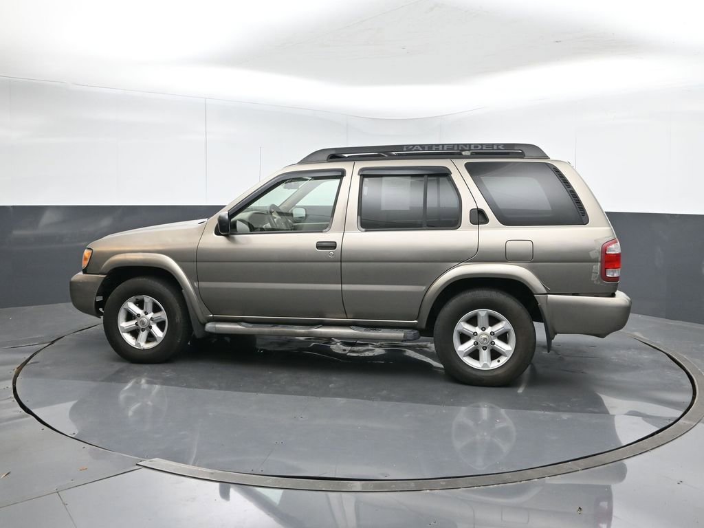 Used 2004 Nissan Pathfinder SE w/ (POP) SE Popular Pkg image 3