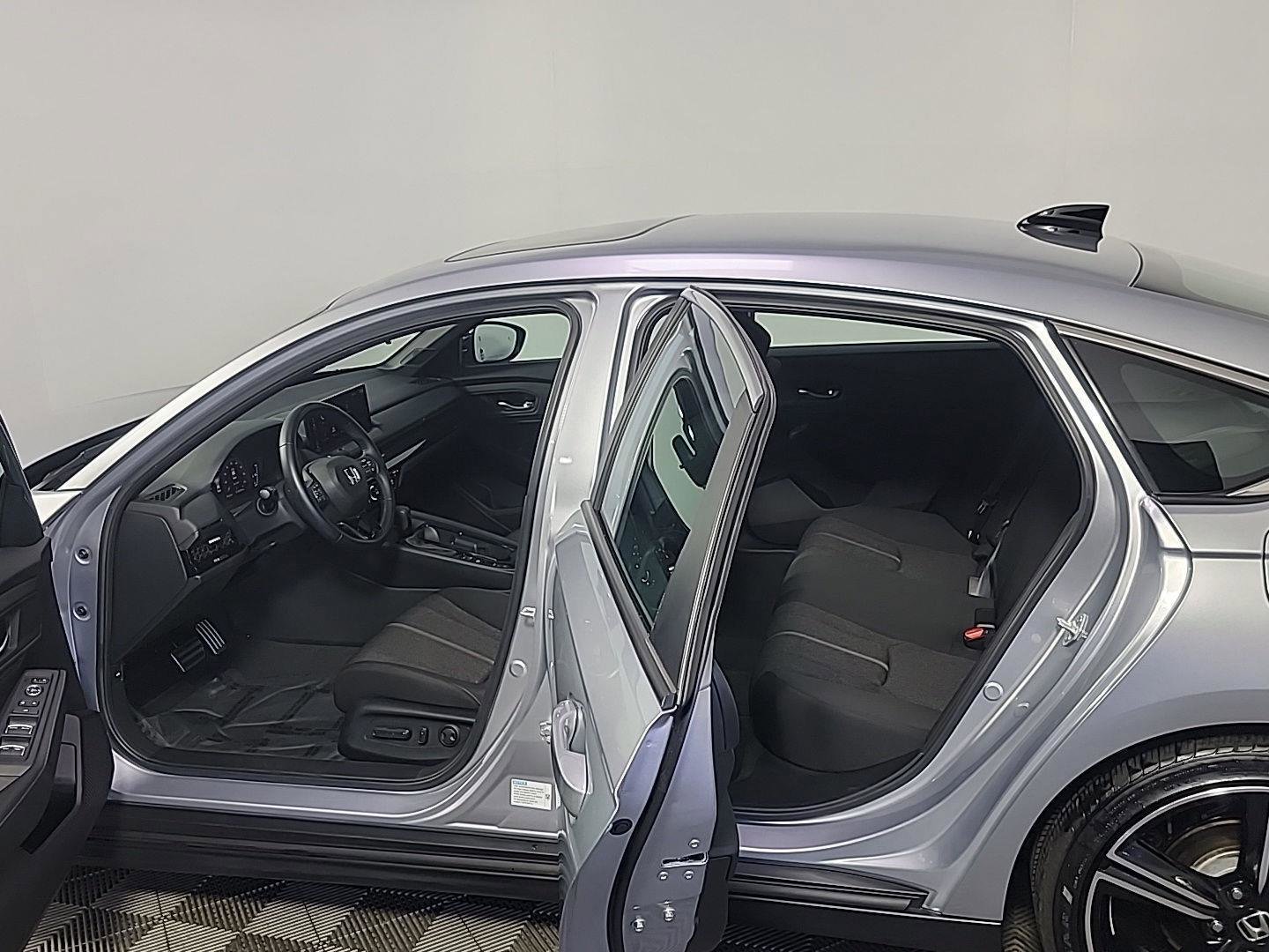 Certified 2025 Honda Accord Sport image 16
