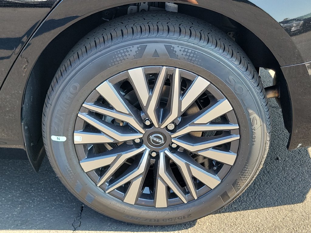 New 2026 Nissan Altima 2.5 SV AWD/4WD image 16