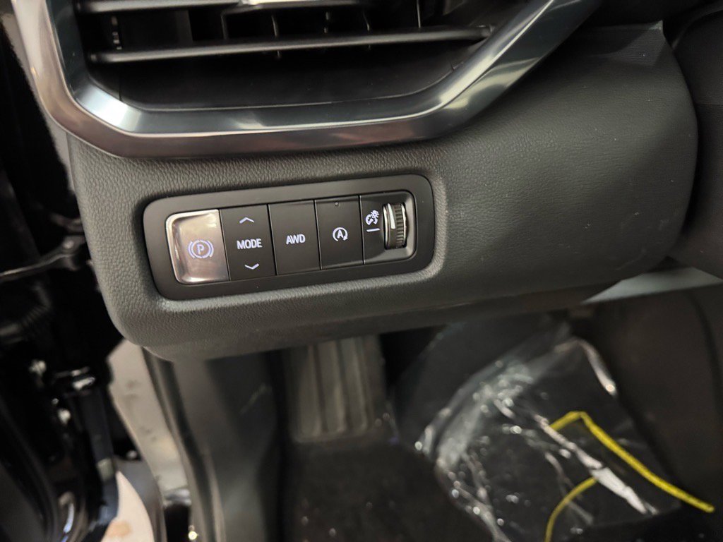 New 2026 GMC Acadia AT4 w/ Luxury Package image 18