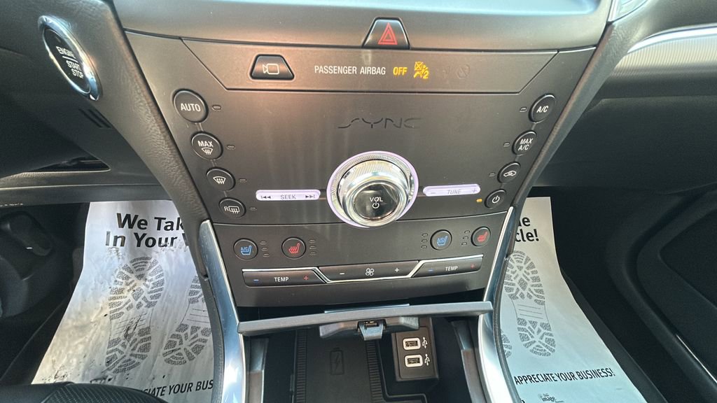 Used 2020 Ford Edge Titanium w/ Equipment Group 301A image 20