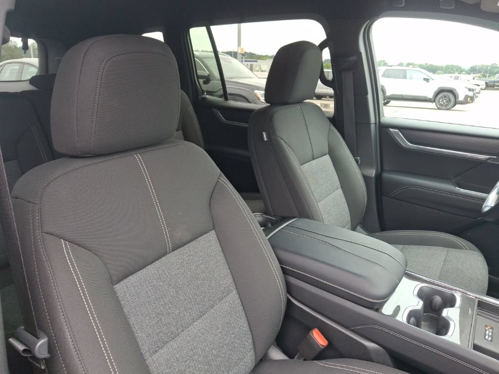 Used 2026 GMC Acadia Elevation AWD/4WD image 13