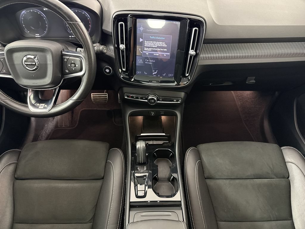 Used 2019 Volvo XC40 T5 R-Design AWD/4WD image 14