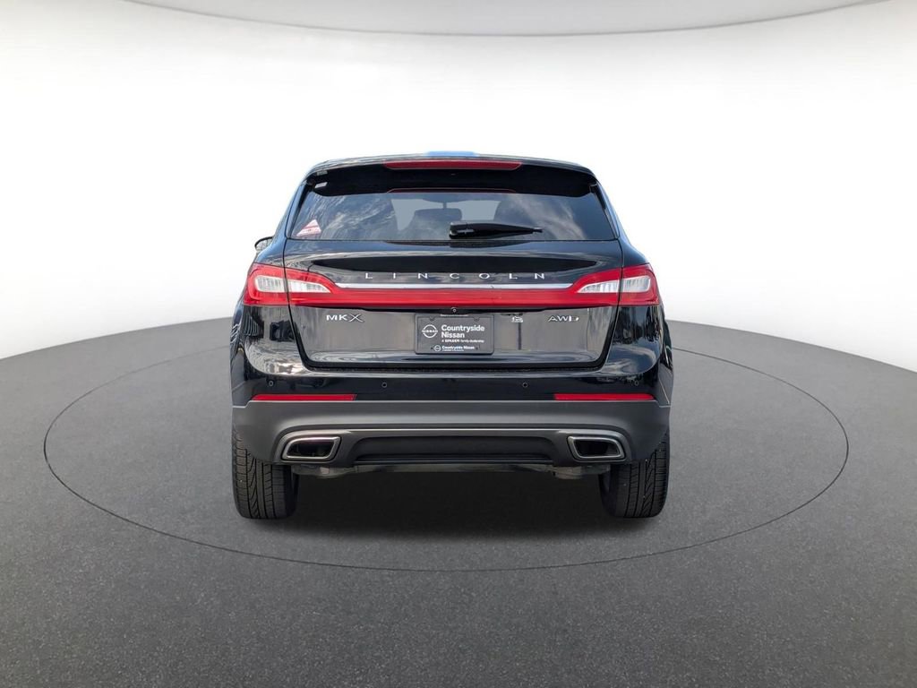 Used 2016 Lincoln MKX Premiere image 6