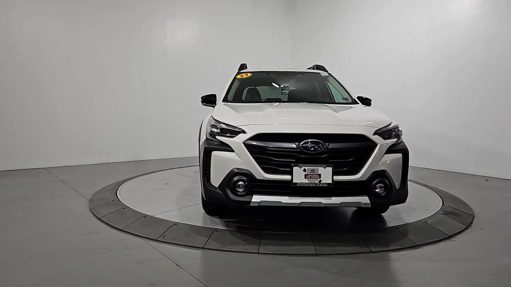 Certified 2023 Subaru Outback Limited AWD/4WD image 10