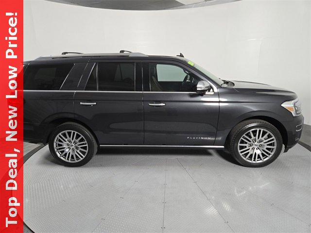 Used 2023 Ford Expedition Platinum image 4