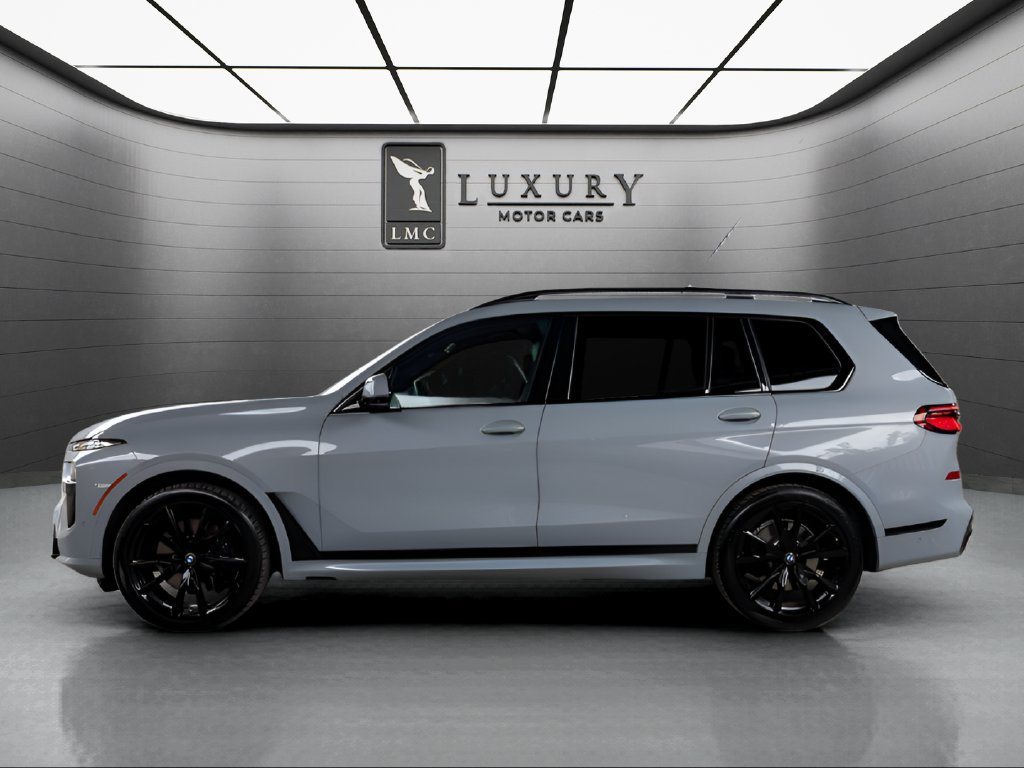 Used 2023 BMW X7 xDrive40i w/ Executive Package AWD/4WD image 5