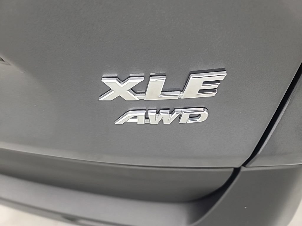 Used 2021 Toyota RAV4 XLE Premium AWD/4WD image 12