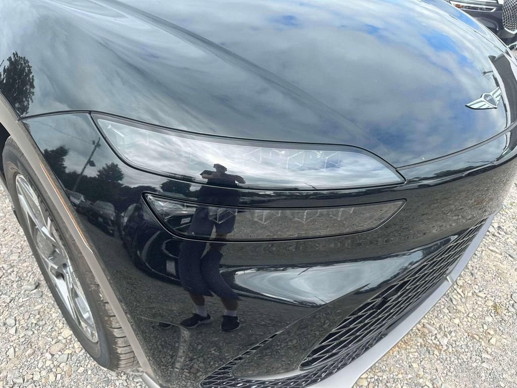 New 2025 Genesis GV60 Advanced AWD/4WD image 7
