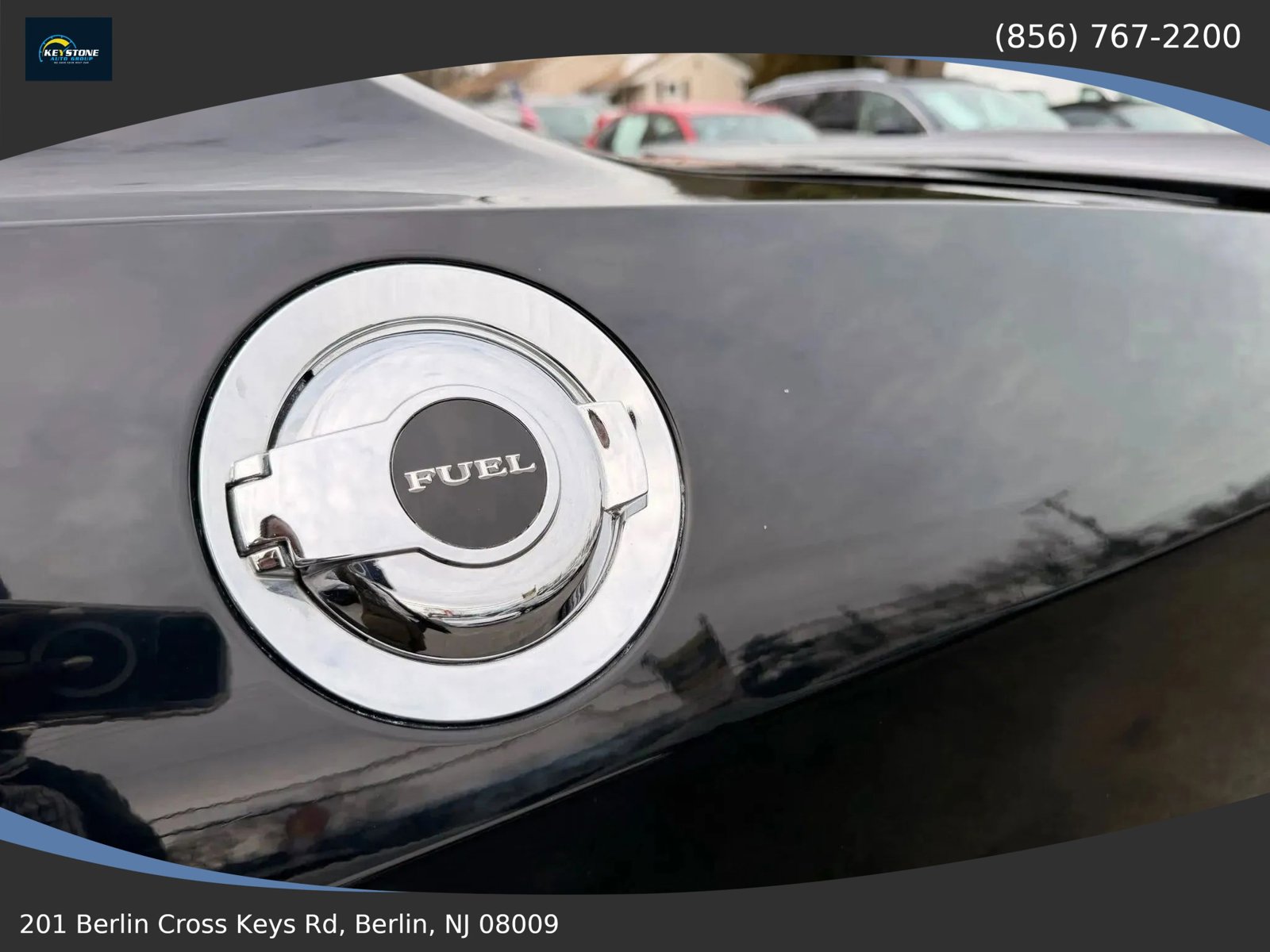 Used 2015 Dodge Challenger SXT RWD image 11