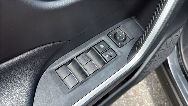 Certified 2023 Toyota RAV4 SE w/ Convenience Package image 18