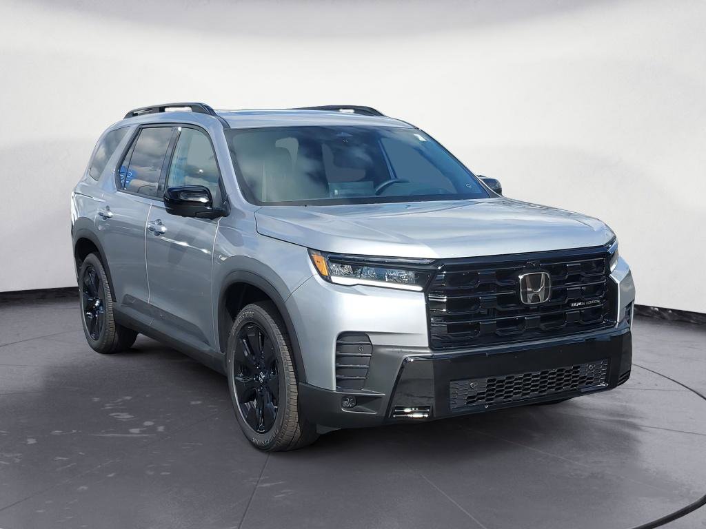 New 2026 Honda Pilot Black Edition image 2