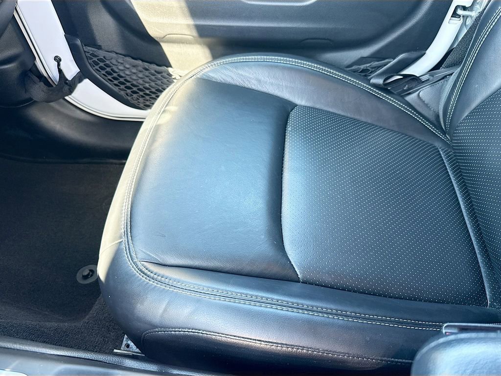 Used 2021 Jeep Wrangler Sport S image 22