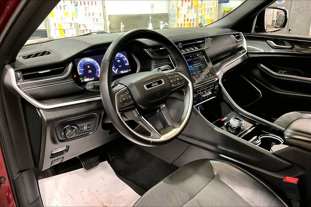 Used 2021 Jeep Grand Cherokee L Altitude image 13